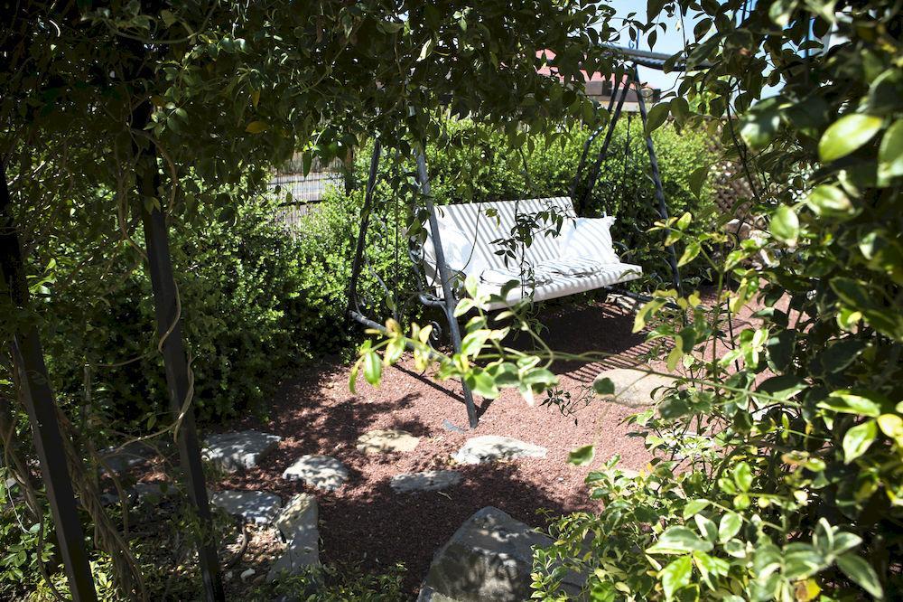 Villa Golan Qaşrīn Exteriör bild